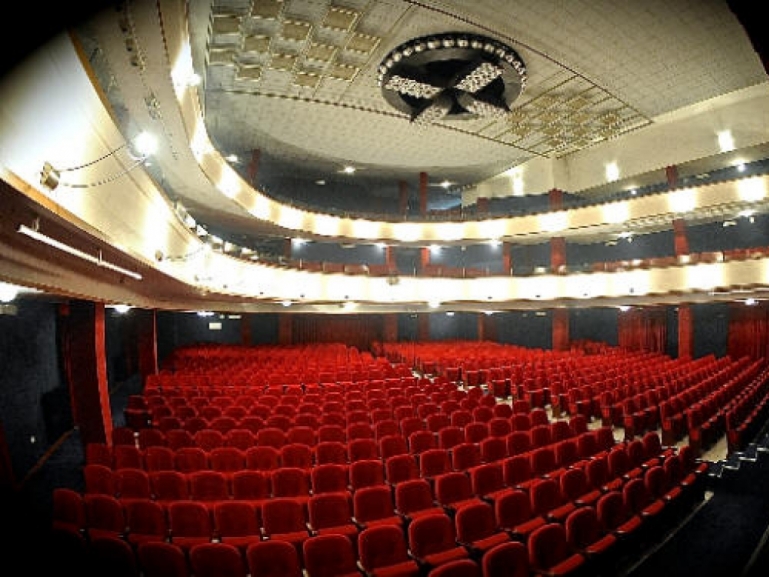 Čechovianamente inaugura lo streaming al Teatro Diana