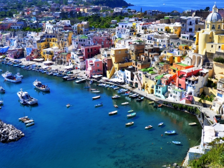 Servizio di collegamento marittimo sulla relazione Monte di Procida – Procida 