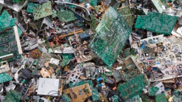 Ambiente, ecco il dossier sulla gestione dei rifiuti speciali