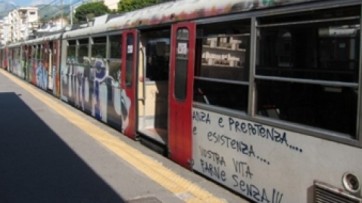 Disservizi Circumvesuviana, Vetrella: "Disagi intollerabili ai cittadini"