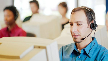 Disabilità uditiva, aiuti alle imprese che diventano accessibili