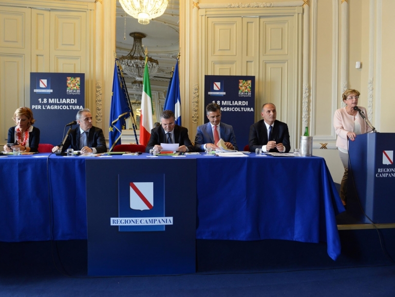 Campania, 1,8 miliardi per l’agricoltura
