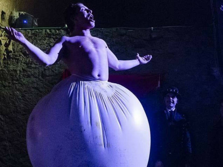 Cabaret Bizarre 